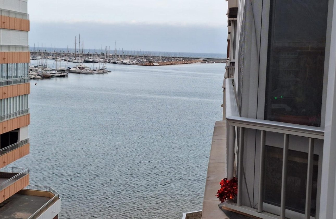 Reventa - Apartamento / piso - Torrevieja - Playa del Acequión