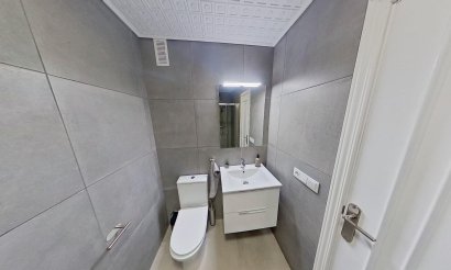 Reventa - Apartamento / piso - Torrevieja - Playa del Acequión