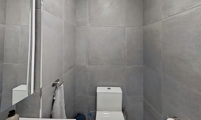 Reventa - Apartamento / piso - Torrevieja - Playa del Acequión