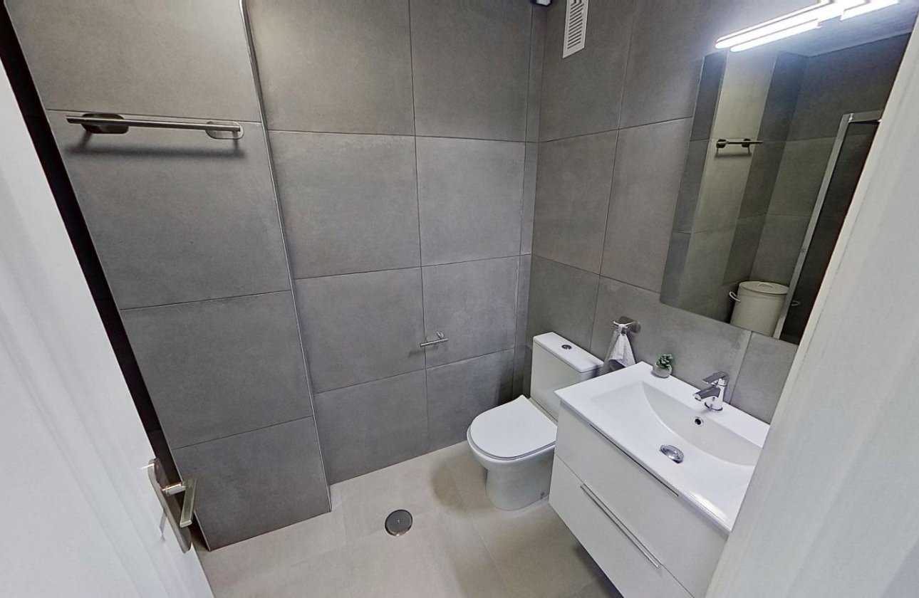 Reventa - Apartamento / piso - Torrevieja - Playa del Acequión