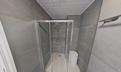 Reventa - Apartamento / piso - Torrevieja - Playa del Acequión
