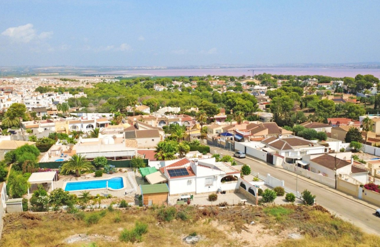 Resale - Plot / Land - Torrevieja - Los Balcones