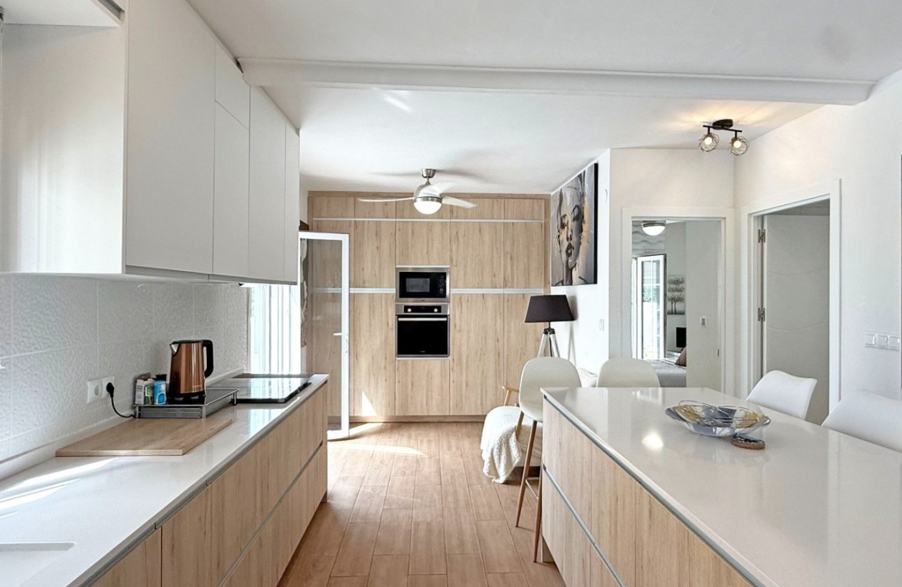 Revente - Villa - Orihuela Costa - Villamartín
