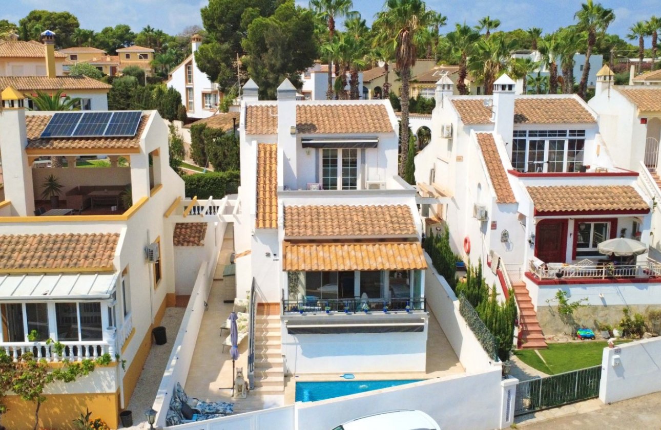 Revente - Villa - Orihuela Costa - Villamartín