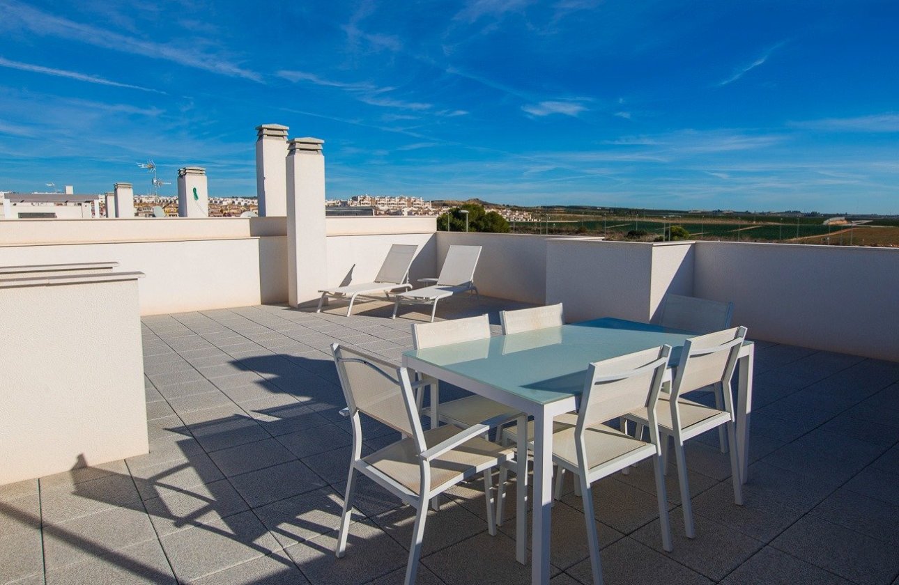 Obra nueva - Bungalow - Orihuela Costa - Vistabella Golf
