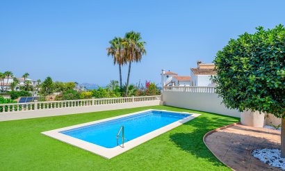 Resale - Villa - Benissa