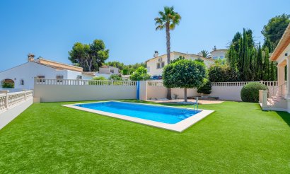 Resale - Villa - Benissa
