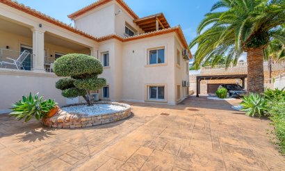 Resale - Villa - Benissa