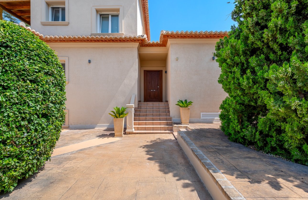 Resale - Villa - Benissa
