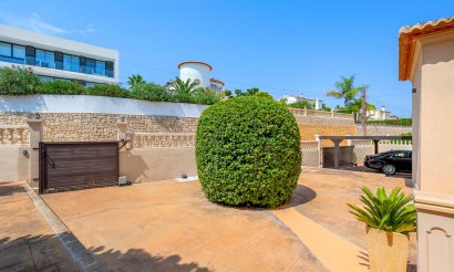 Resale - Villa - Benissa