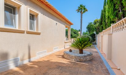 Resale - Villa - Benissa