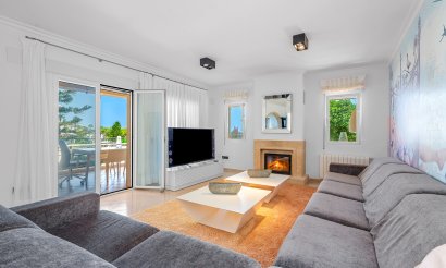 Resale - Villa - Benissa