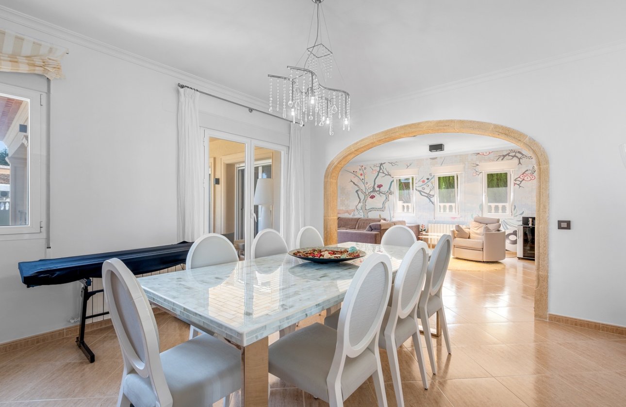 Resale - Villa - Benissa