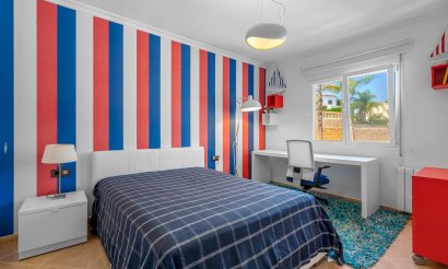 Resale - Villa - Benissa