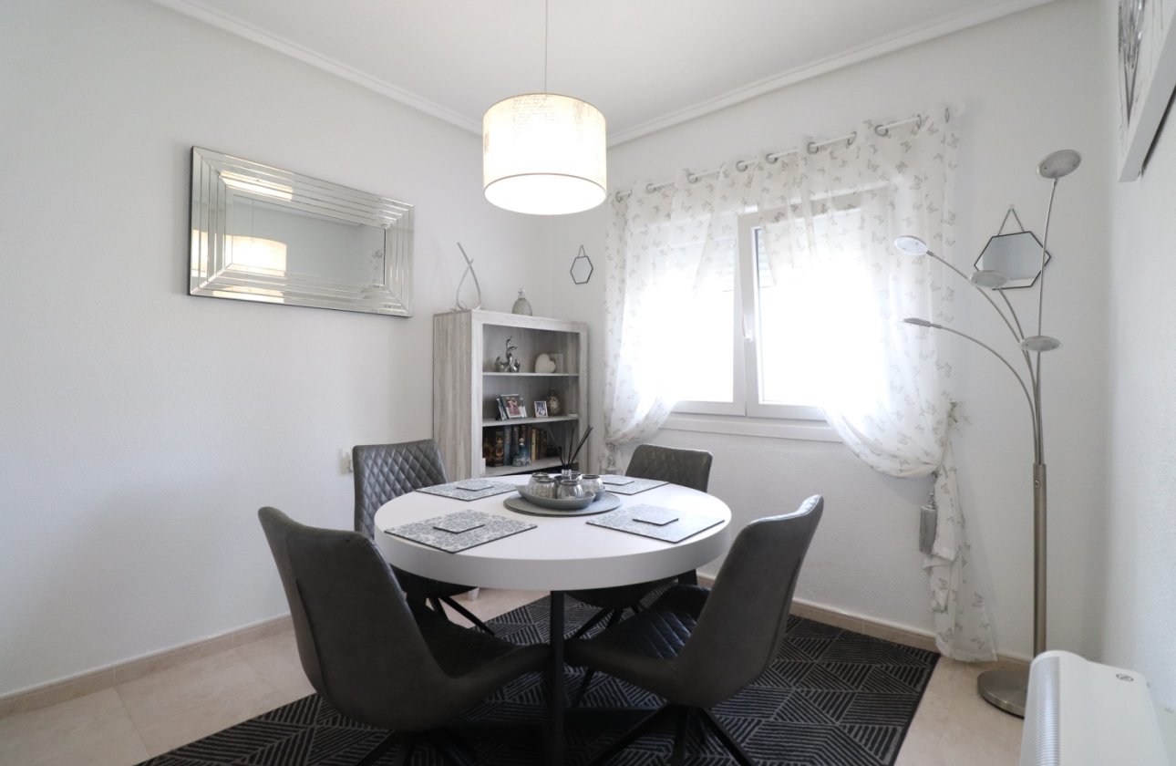 Resale - Townhouse - Benijofar - Monte Azul