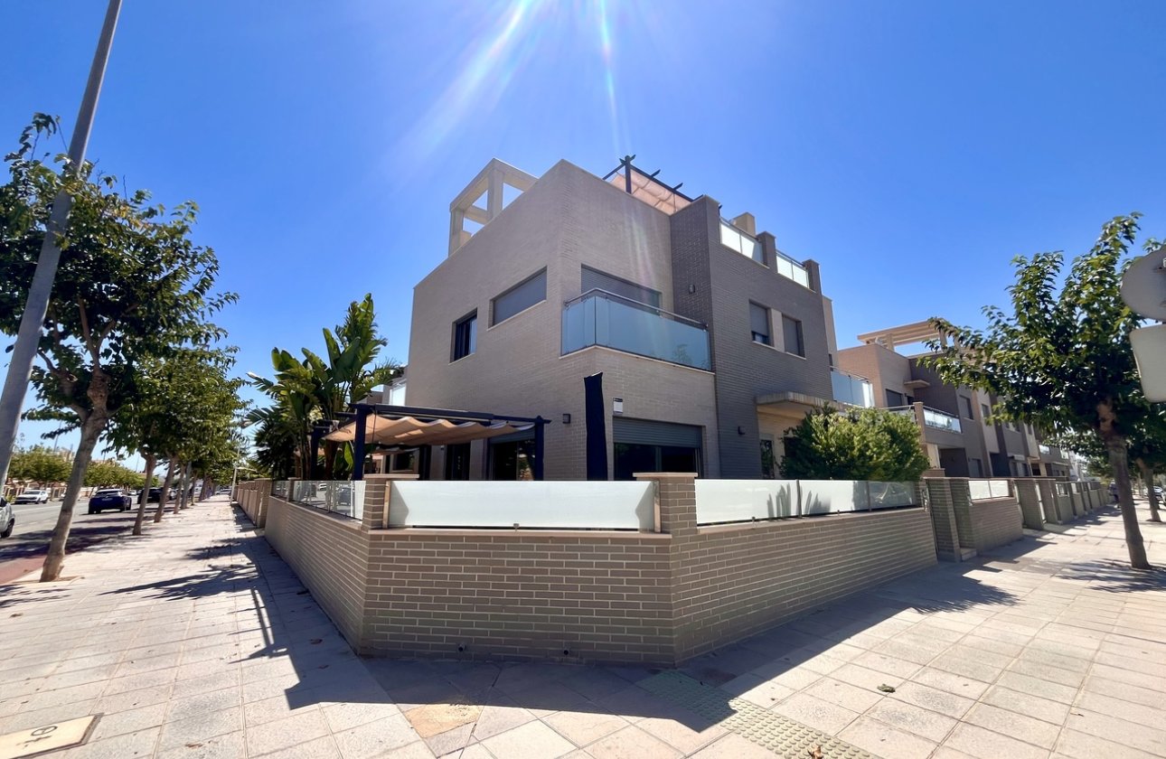 Resale - Villa - Torre de la Horadada