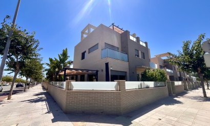 Resale - Villa - Torre de la Horadada