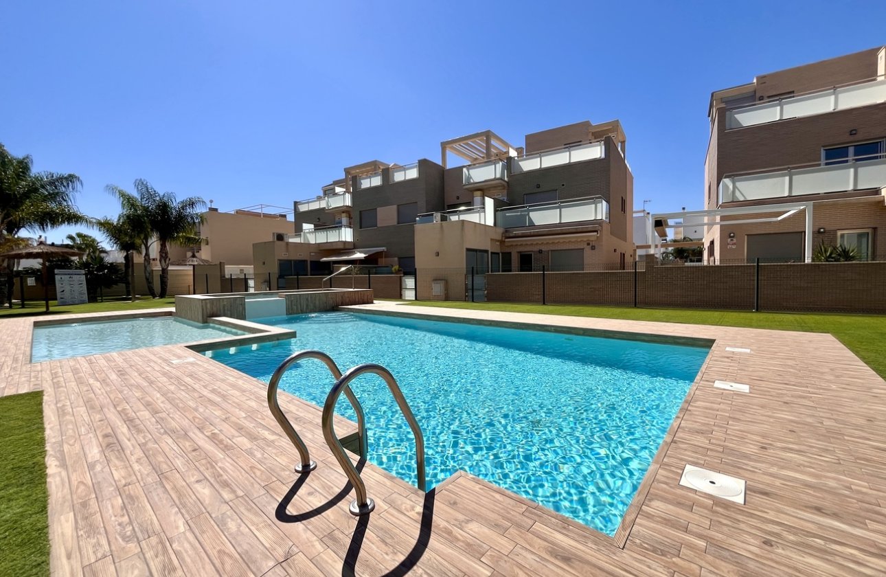 Resale - Villa - Torre de la Horadada