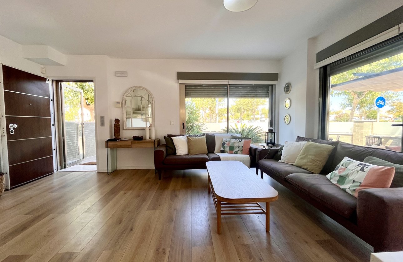 Resale - Villa - Torre de la Horadada