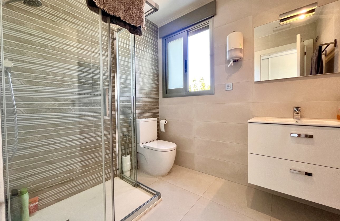 Resale - Villa - Torre de la Horadada