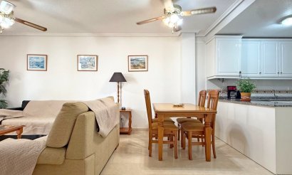 Resale - Apartment / flat - Orihuela Costa - Villamartín