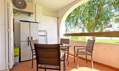 Resale - Apartment / flat - Orihuela Costa - Villamartín
