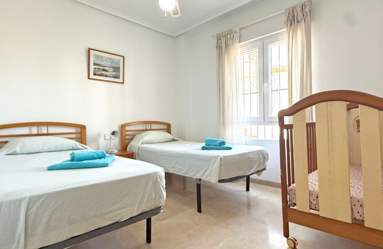 Resale - Apartment / flat - Orihuela Costa - Villamartín