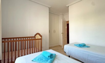 Resale - Apartment / flat - Orihuela Costa - Villamartín