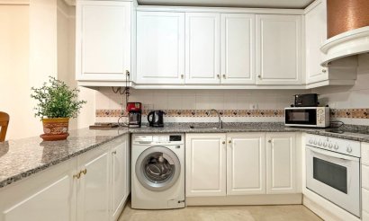 Resale - Apartment / flat - Orihuela Costa - Villamartín