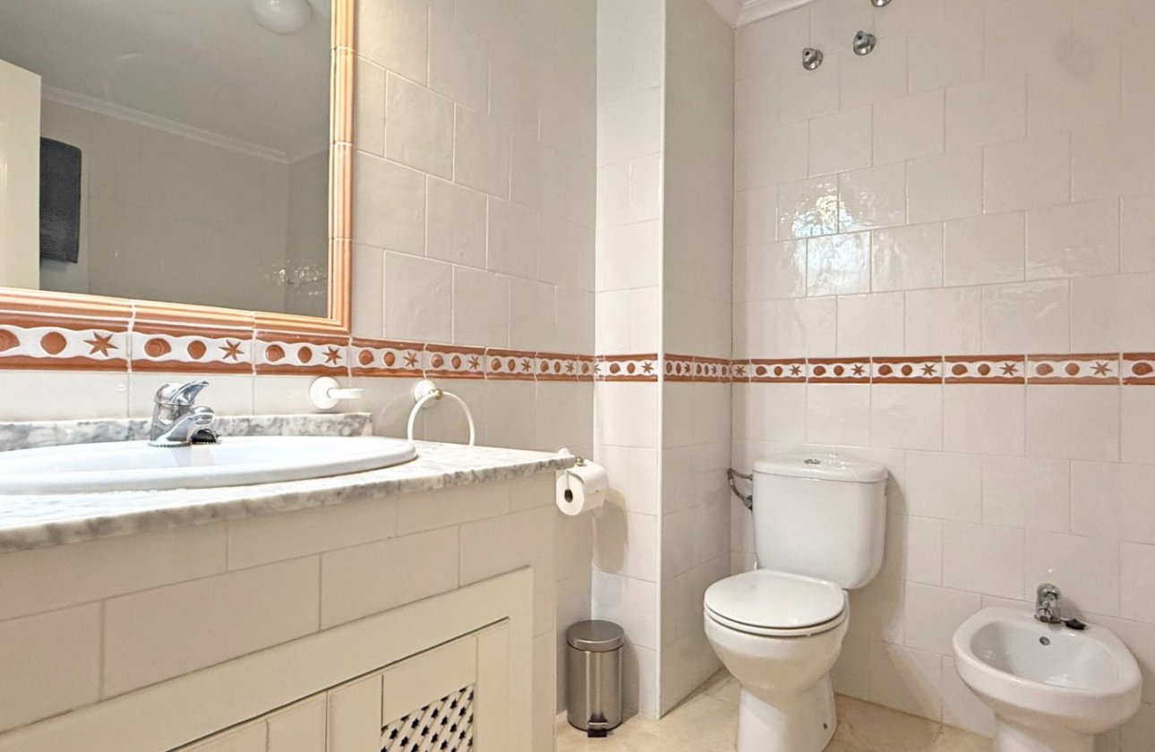 Resale - Apartment / flat - Orihuela Costa - Villamartín