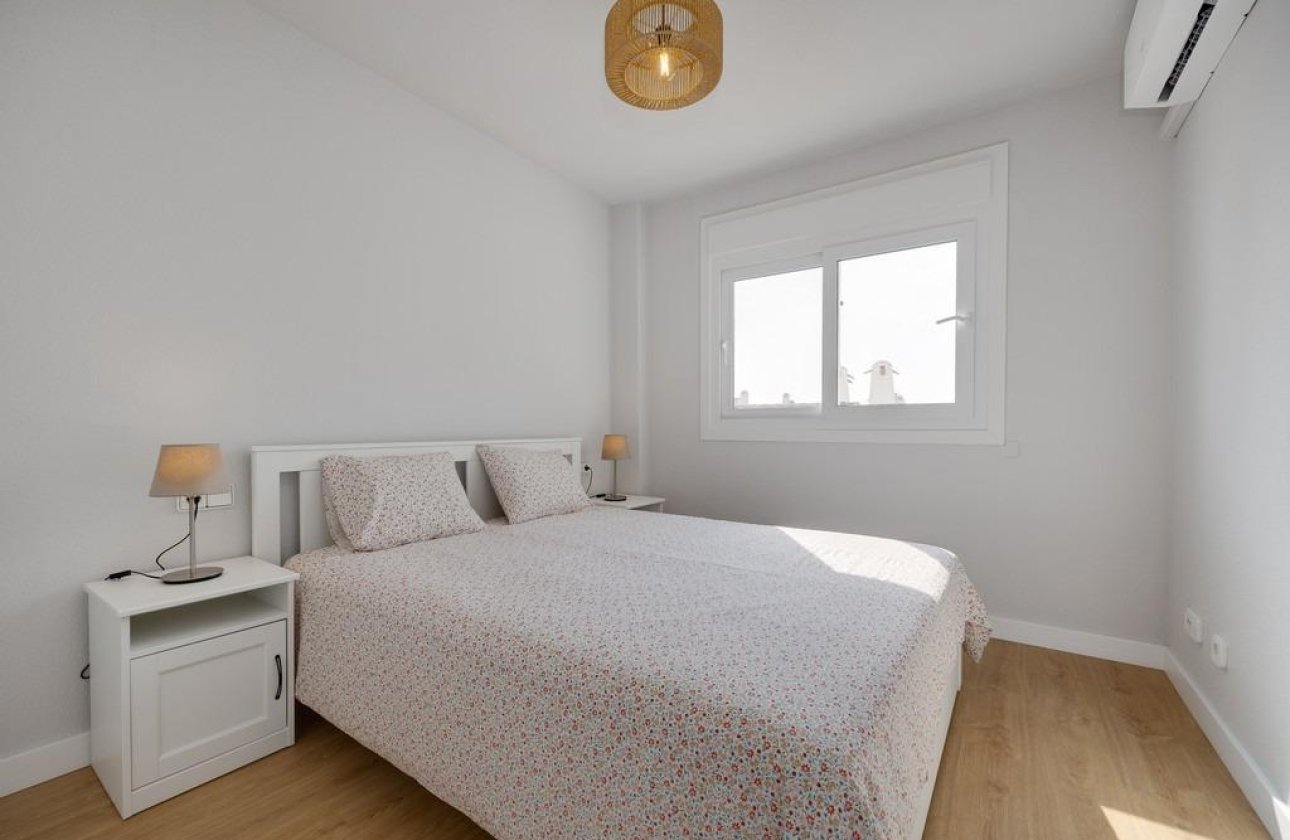 Resale - Apartment / flat - Orihuela Costa - Campoamor