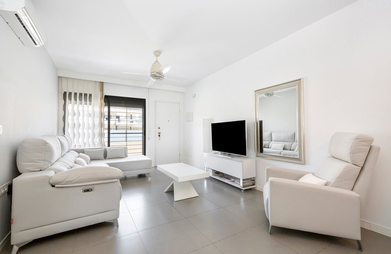 Resale - Apartment / flat - Pilar de la Horadada - Torre De La Horadada