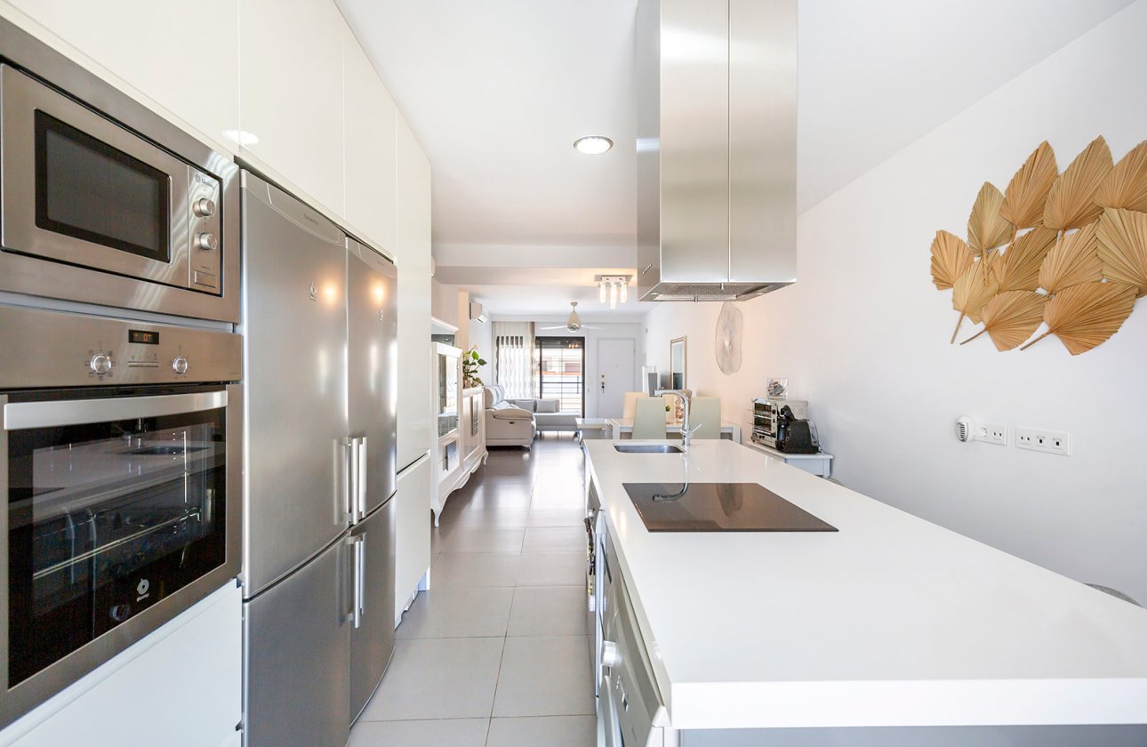 Resale - Apartment / flat - Pilar de la Horadada - Torre De La Horadada