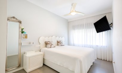 Resale - Apartment / flat - Pilar de la Horadada - Torre De La Horadada