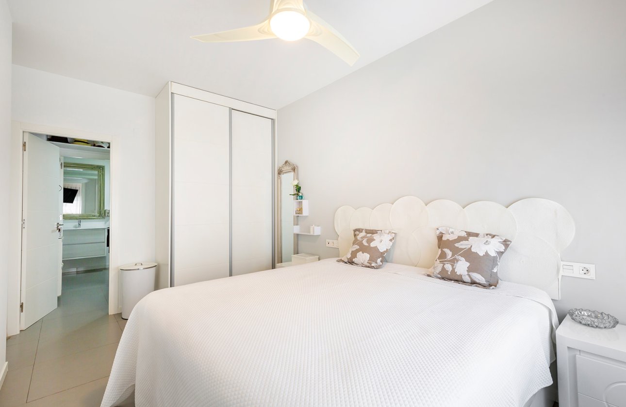 Resale - Apartment / flat - Pilar de la Horadada - Torre De La Horadada