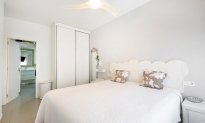 Resale - Apartment / flat - Pilar de la Horadada - Torre De La Horadada