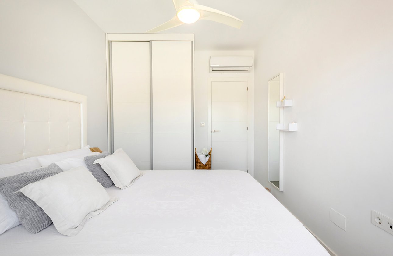 Resale - Apartment / flat - Pilar de la Horadada - Torre De La Horadada