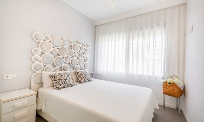 Resale - Apartment / flat - Pilar de la Horadada - Torre De La Horadada