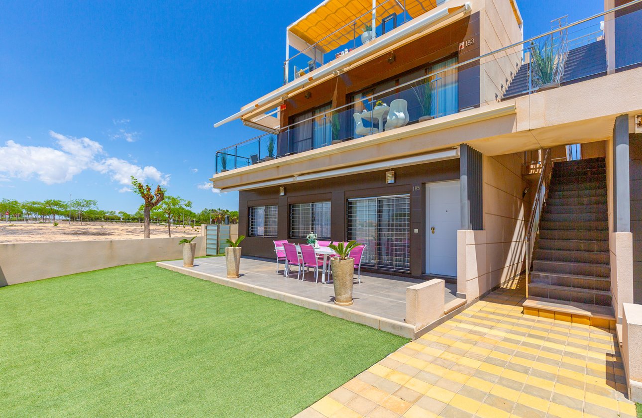 Resale - Apartment / flat - Pilar de la Horadada - Torre De La Horadada