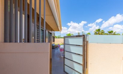 Resale - Apartment / flat - Pilar de la Horadada - Torre De La Horadada