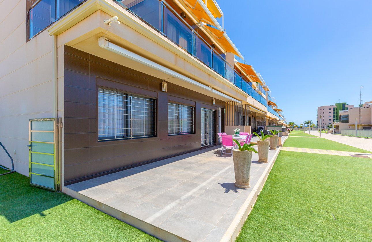 Resale - Apartment / flat - Pilar de la Horadada - Torre De La Horadada