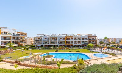 Resale - Apartment / flat - Orihuela Costa - Villamartín