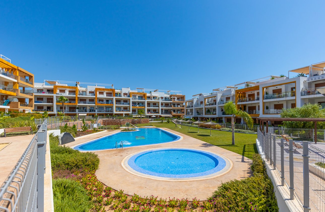 Resale - Apartment / flat - Orihuela Costa - Villamartín
