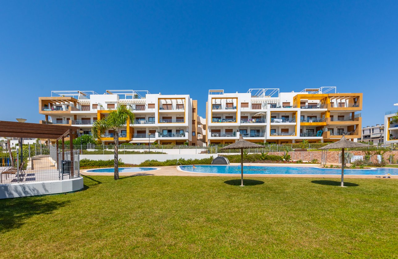Resale - Apartment / flat - Orihuela Costa - Villamartín