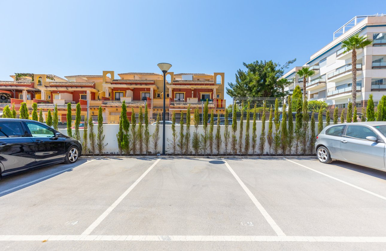 Resale - Apartment / flat - Orihuela Costa - Villamartín