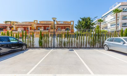 Resale - Apartment / flat - Orihuela Costa - Villamartín