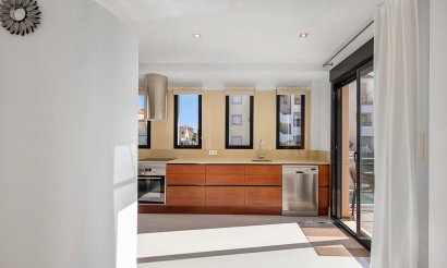 Resale - Villa - Orihuela Costa - La Zenia