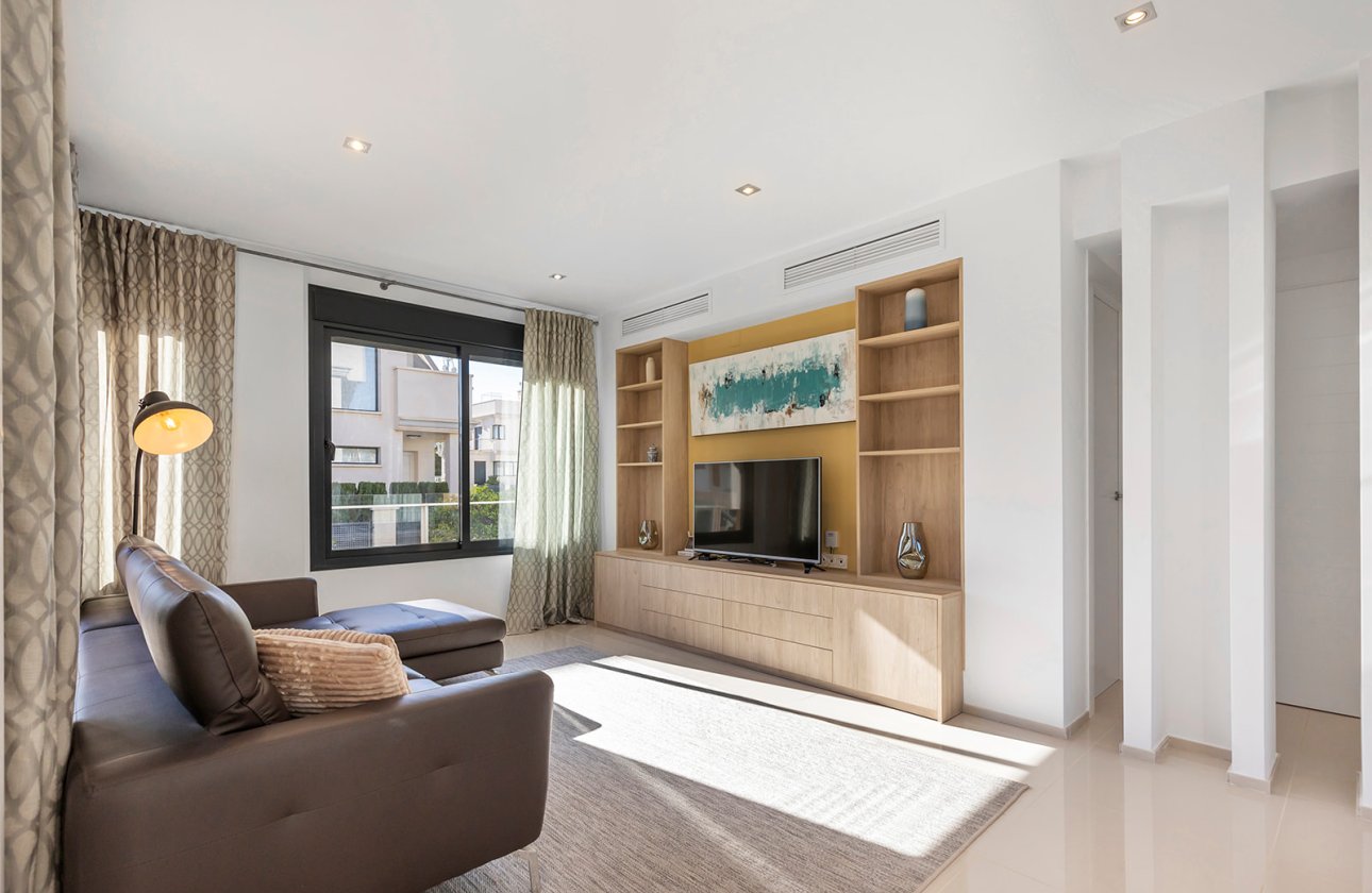 Resale - Villa - Orihuela Costa - La Zenia