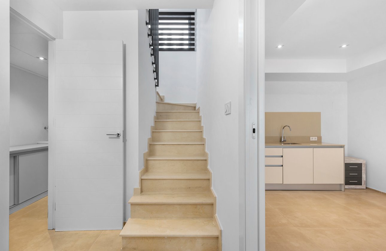 Resale - Villa - Orihuela Costa - La Zenia