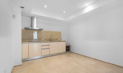 Resale - Villa - Orihuela Costa - La Zenia